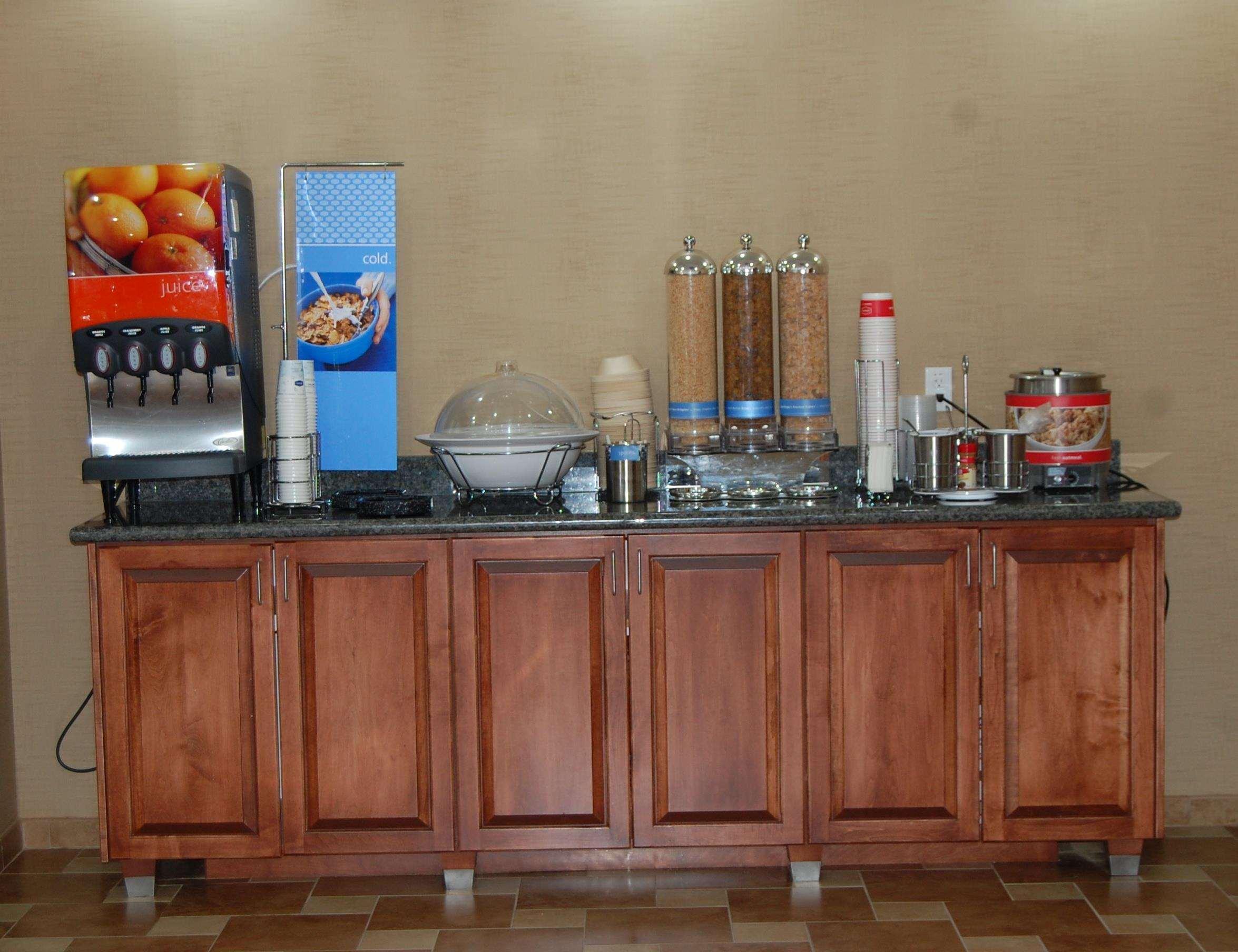 Hampton Inn Сидни Екстериор снимка