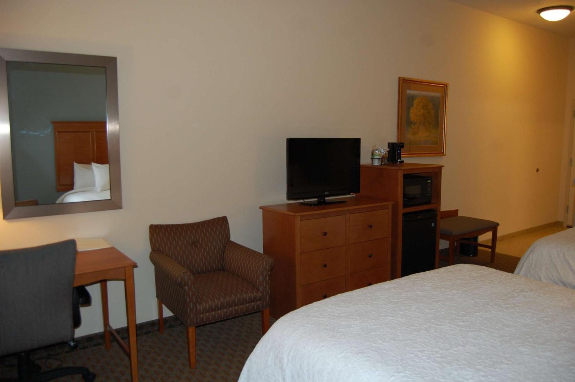 Hampton Inn Сидни Екстериор снимка