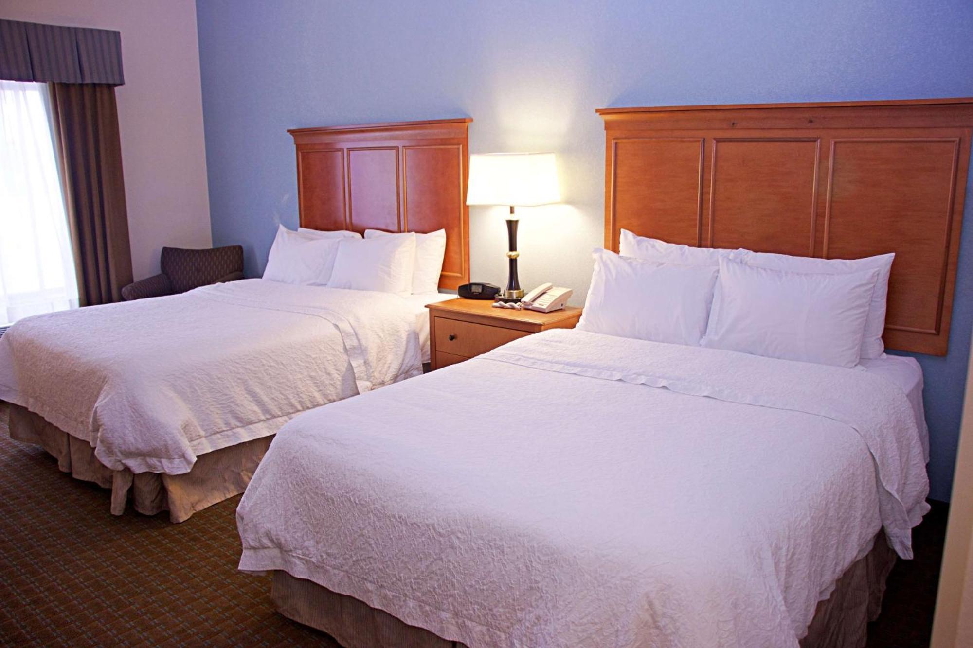Hampton Inn Сидни Екстериор снимка
