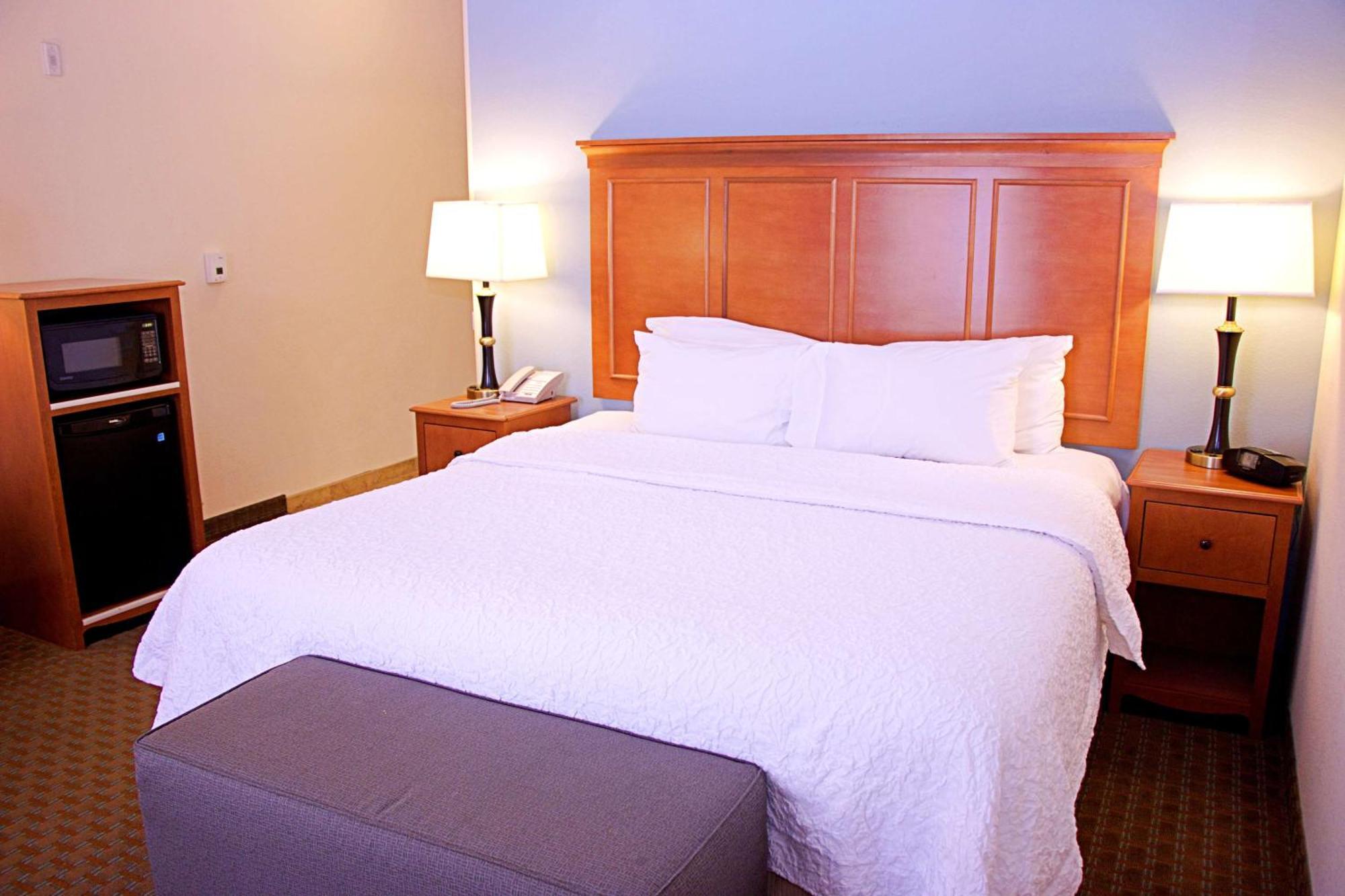 Hampton Inn Сидни Екстериор снимка