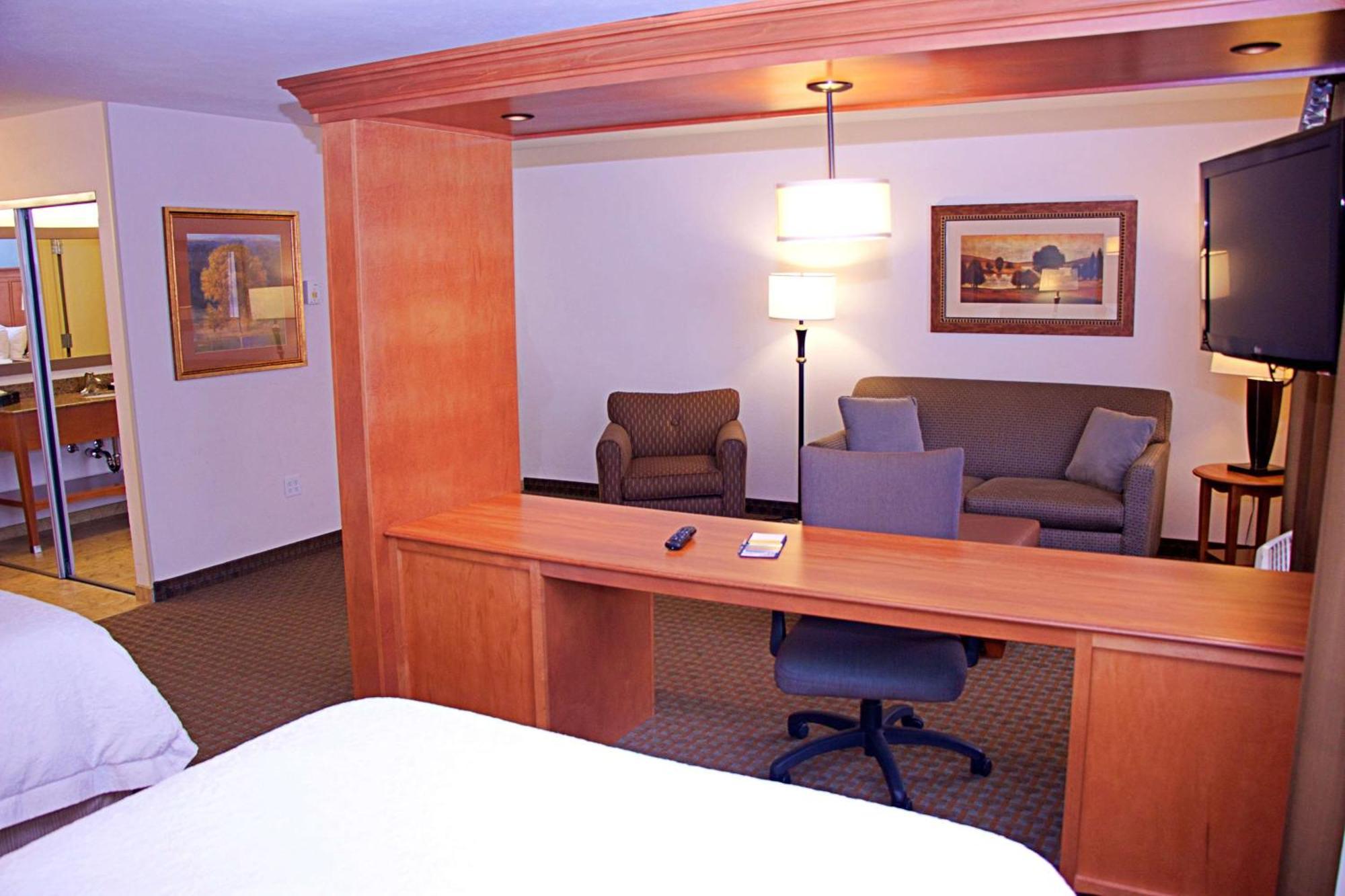 Hampton Inn Сидни Екстериор снимка